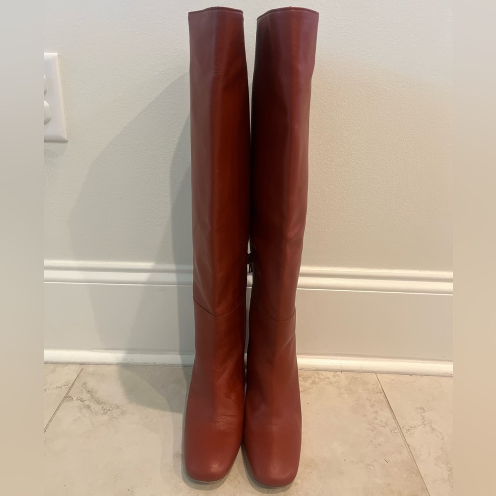 STAUD Brown Leather Boots
With dust bag
